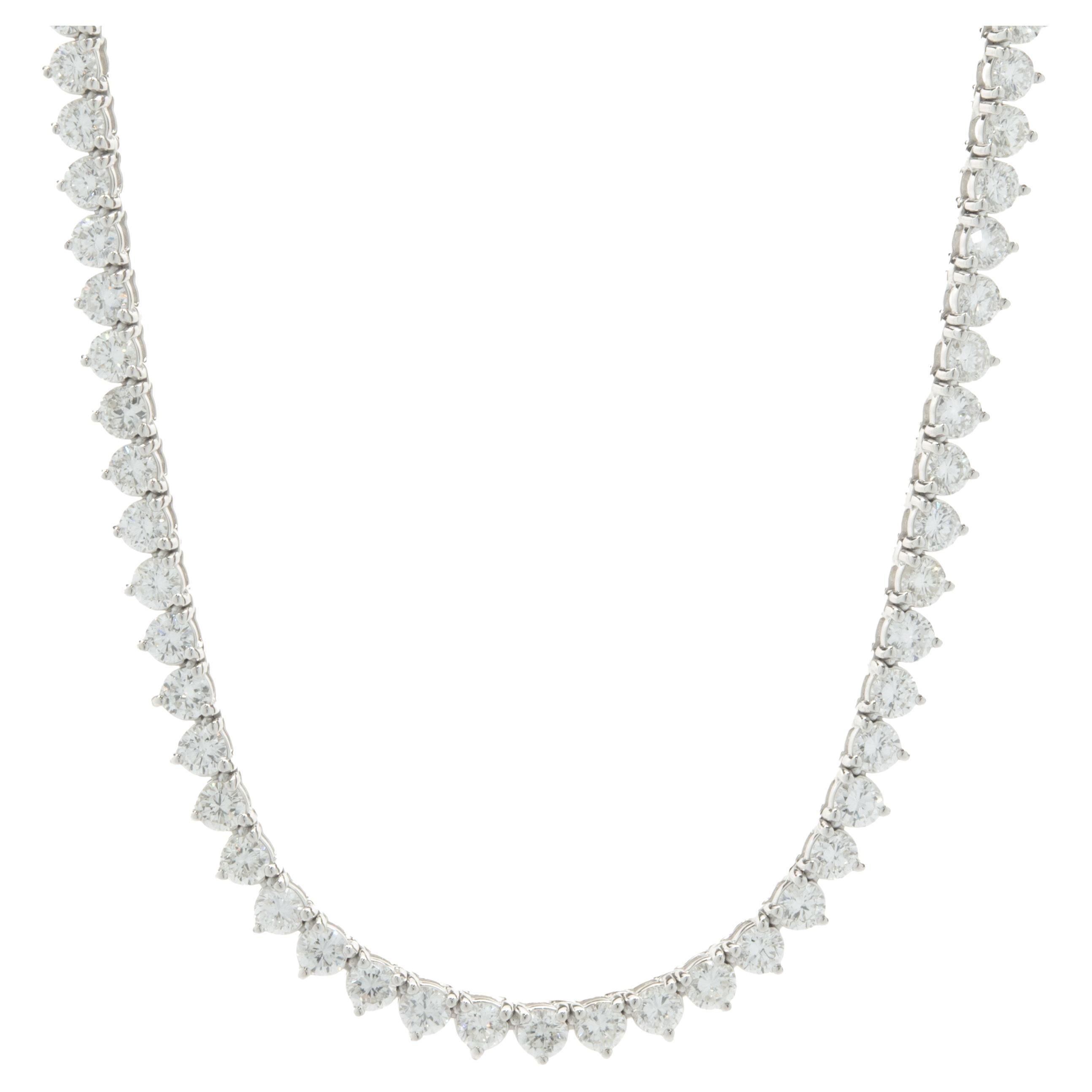 18 Karat White Gold Diamond Tennis Necklace