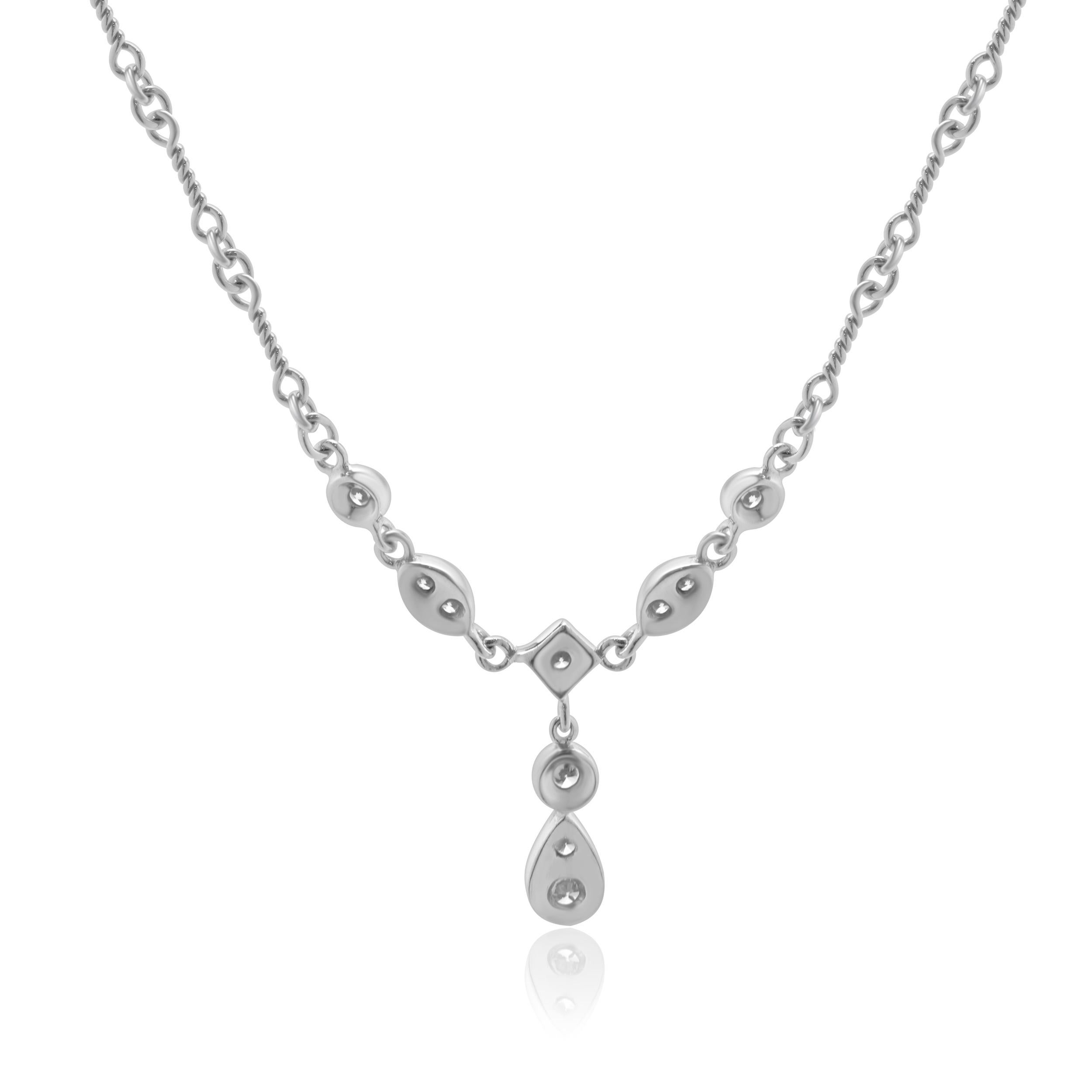 18 Karat White Gold Diamond Twisted Link Lariat Necklace In Excellent Condition For Sale In Scottsdale, AZ