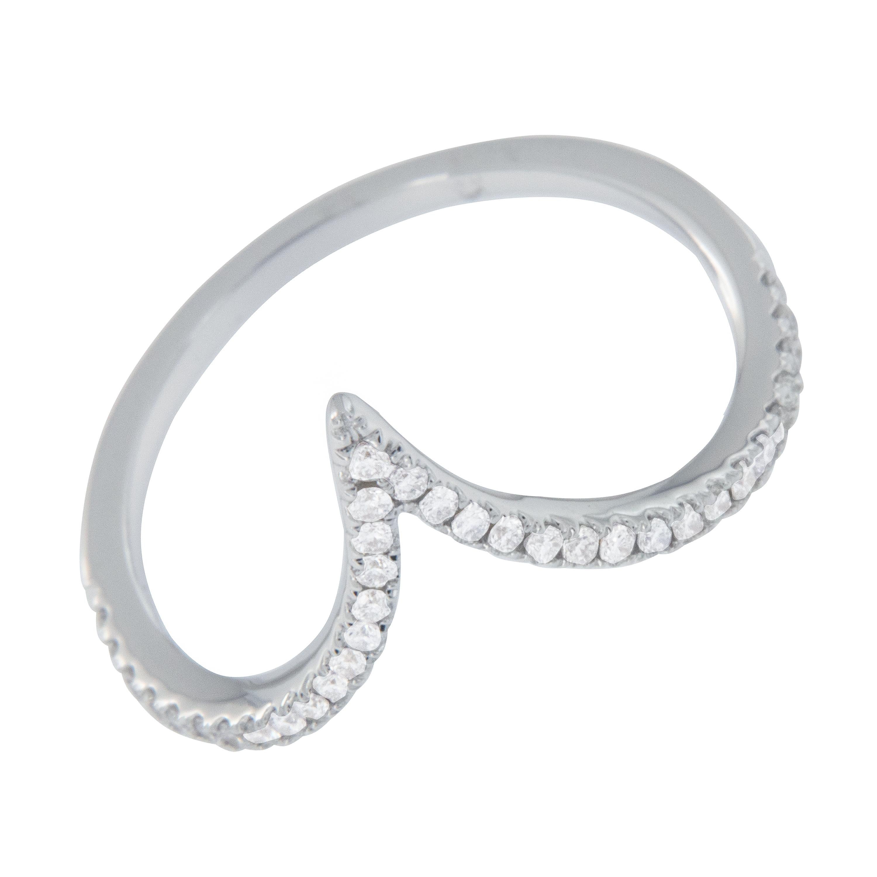 Contemporary 18 Karat White Gold Diamond V Shape Fashion Ring Band