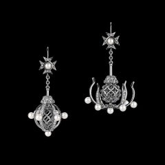 18 Karat White Gold Diamonds and Pearls Transforming Chandelier Earrings