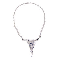 18 Karat White Gold Diamonds and Sapphire Necklace 'Collier'