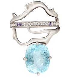 18 Karat White Gold Diamonds Fashion Ring with Paraiba Tourmaline and Amethysts