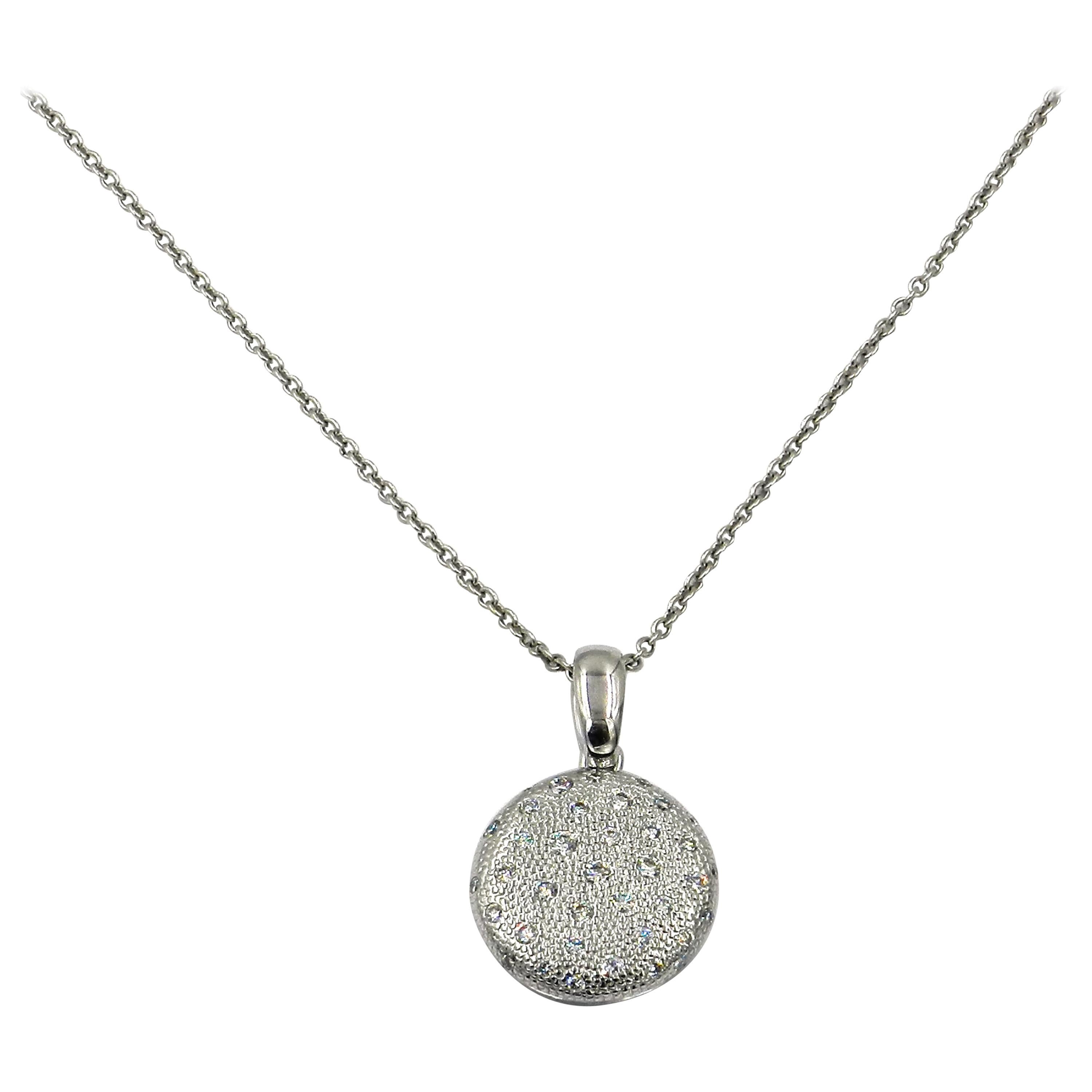 18 Karat White Gold Diamonds Garavelli Pendant with Necklace