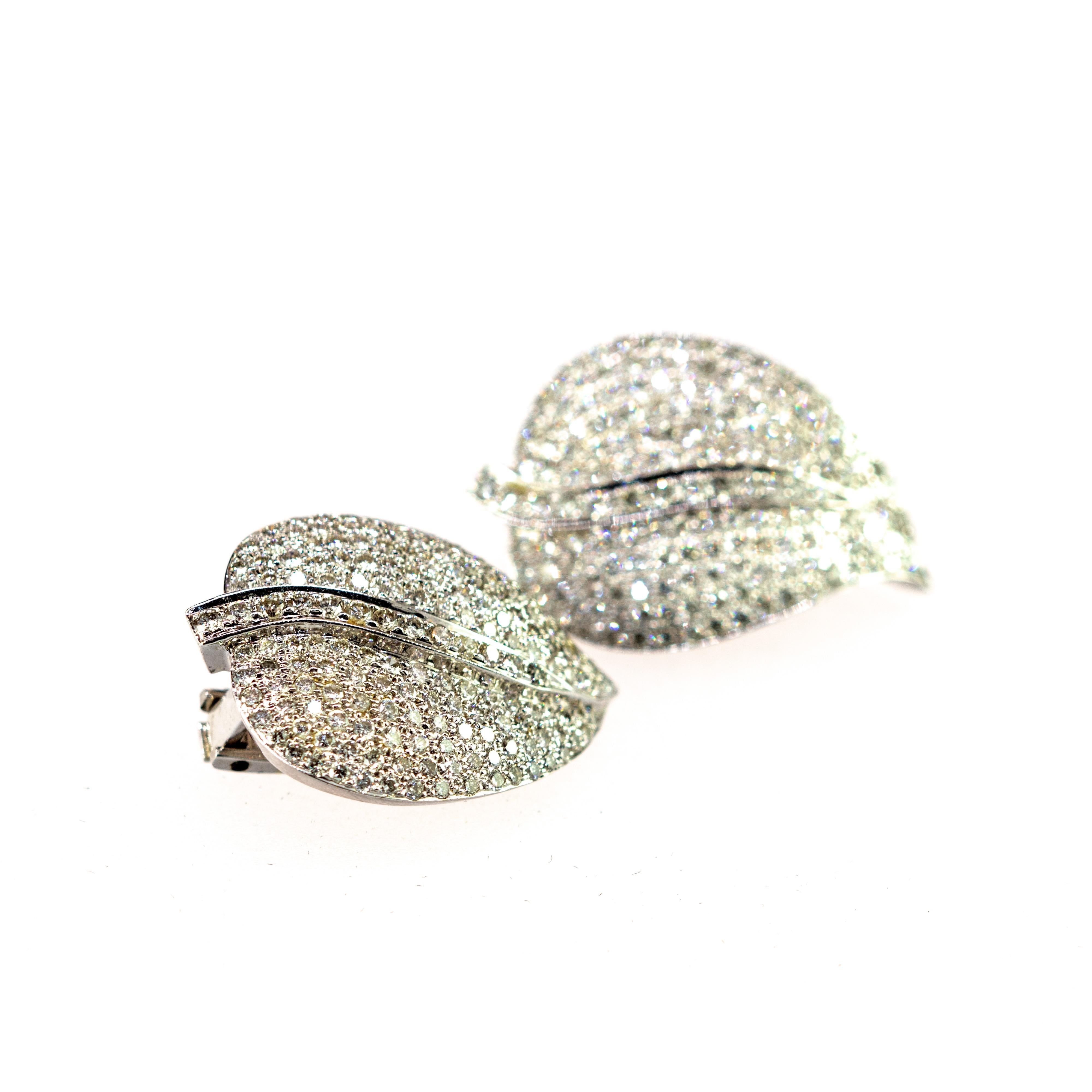 Women's 18 Karat White Gold Diamond Leaves Leaf Romantic Stud Lever Back Earrings For Sale