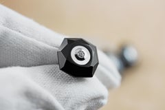 Achteckige Manschettenknöpfe aus 18 Karat Weißgold mit Diamanten, Onyx und Perlmutt