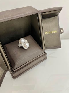 Anillo de cóctel Toi Et Moi de oro blanco de 18 quilates con diamantes y perlas del Mar del Sur