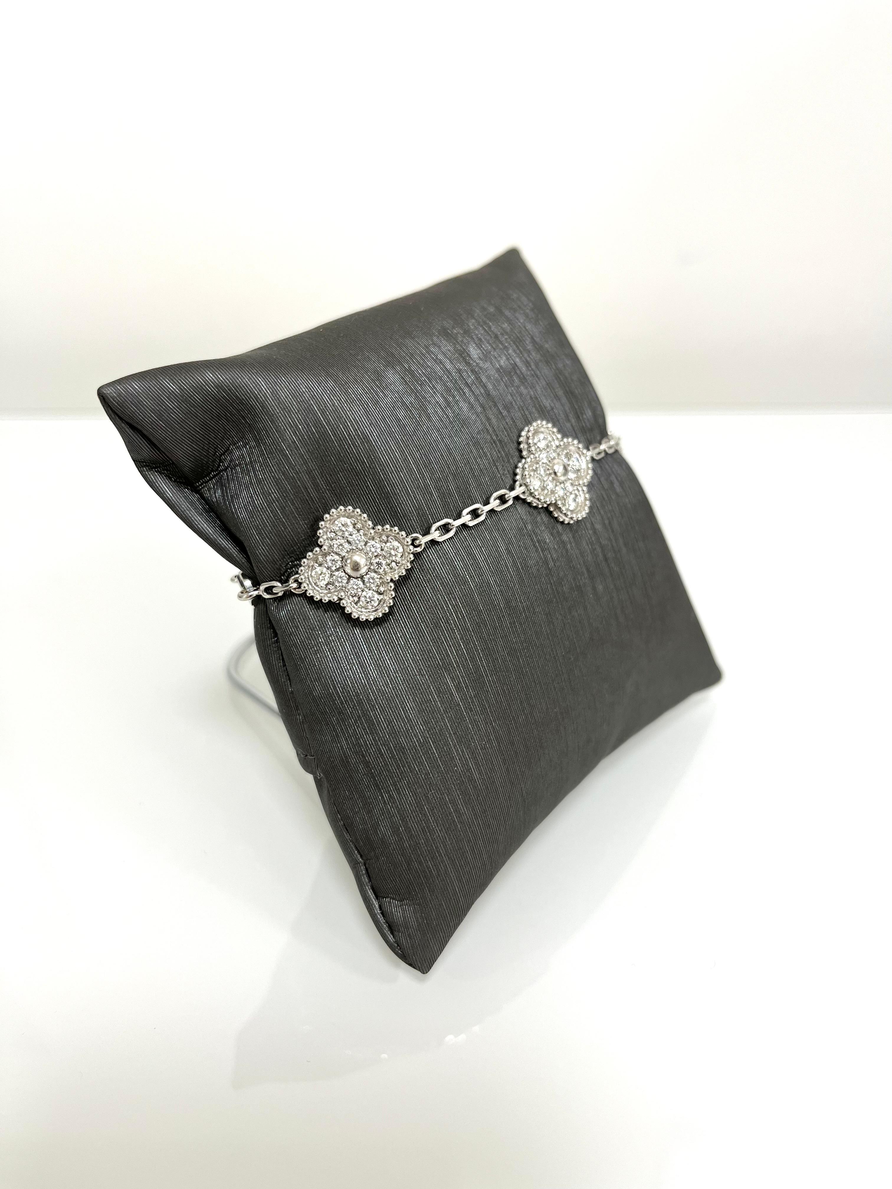 18 Karat White Gold Diamonds Van Cleef & Arpels Vintage Alhambra Bracelet 1