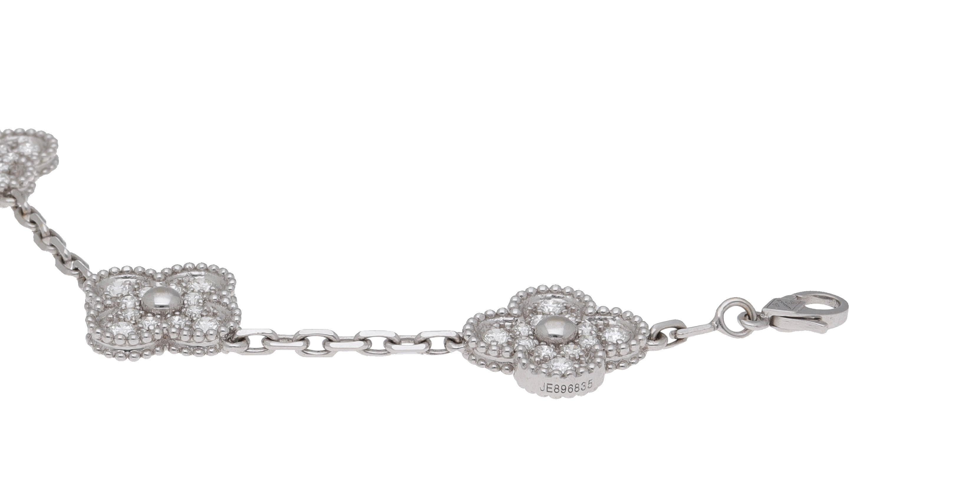 Modern 18 Karat White Gold Diamonds Van Cleef & Arpels Vintage Alhambra Bracelet