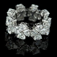 18 Karat White Gold Hearts Forever Ring with Heart Shaped White Diamonds