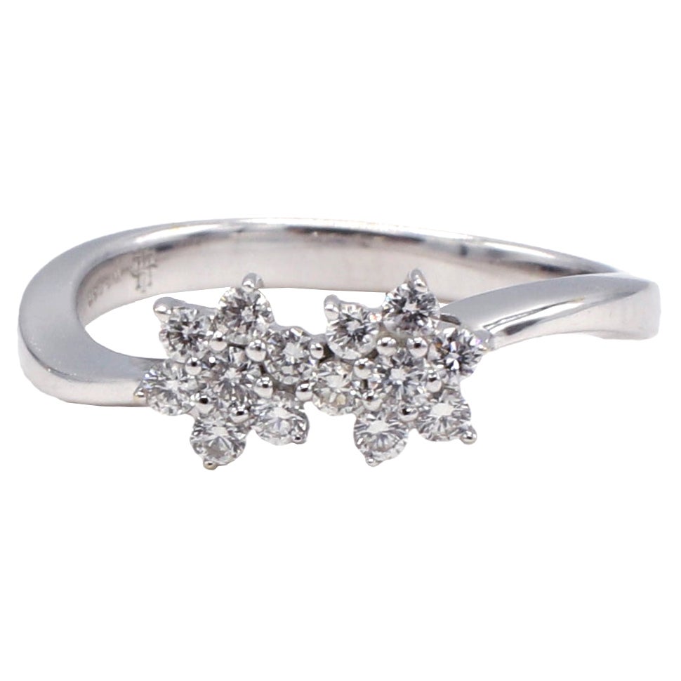 18 Karat White Gold Double Flower Cluster Diamond Ring