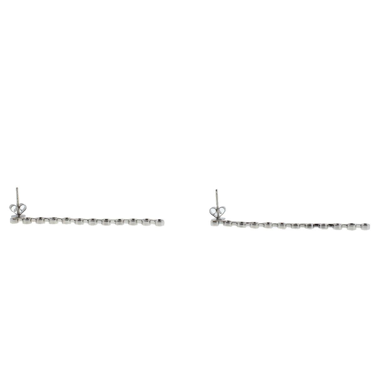 Company-N/A
Style-Drop Diamond Earrings
Metal-18k White Gold
Stones-Diamonds (Approx 1.2 cts)
Weight-6.2 G
Length-2.3
Includes-Earrings only
Sku 8682-1UEE