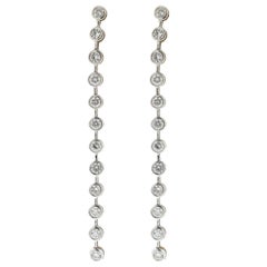 18 Karat White Gold Drop Diamond Earrings 1.2 Carat