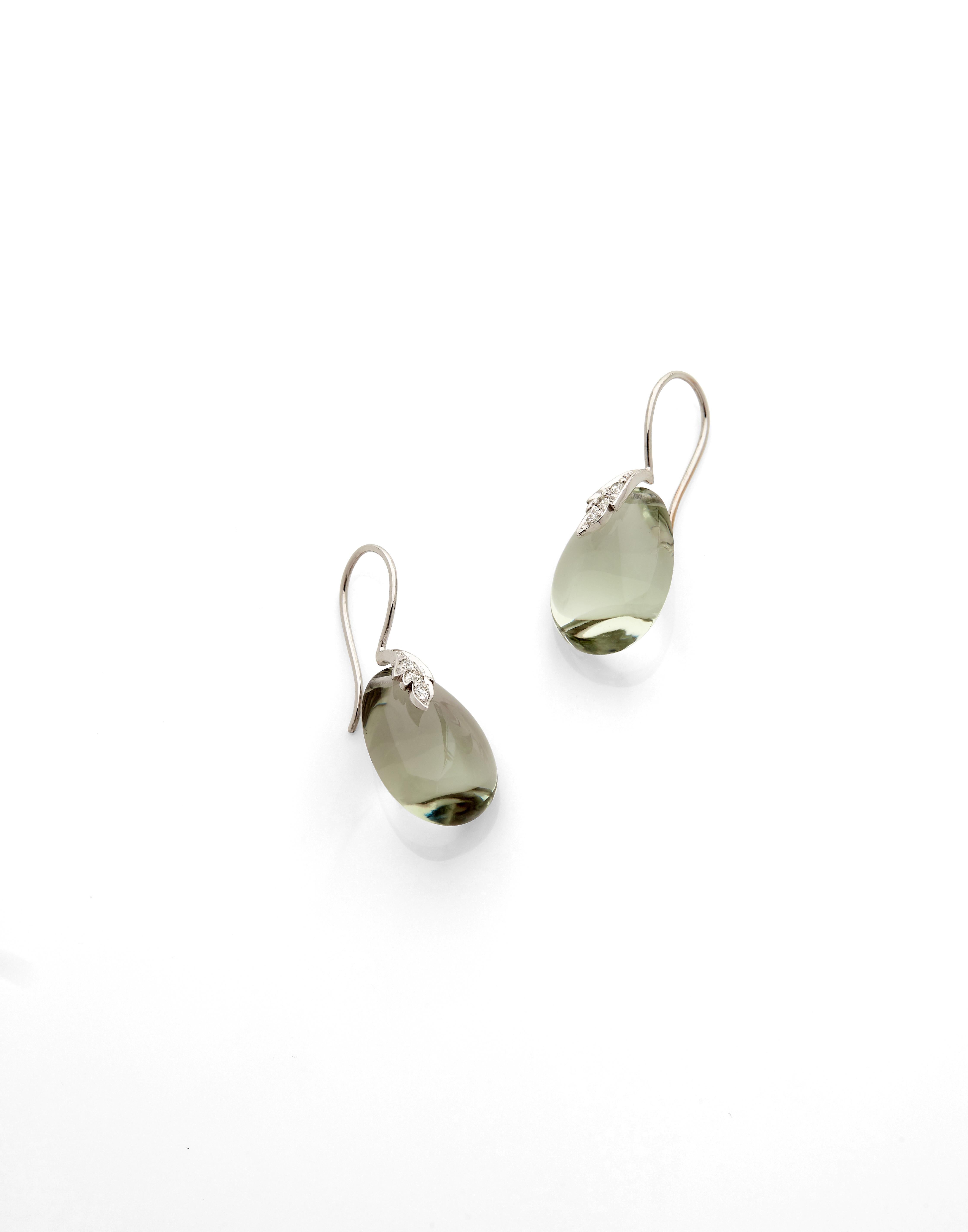 Contemporary 18 Karat White Gold Drop Earrings Set with 29.96 Carat Prasiolites and Diamonds For Sale