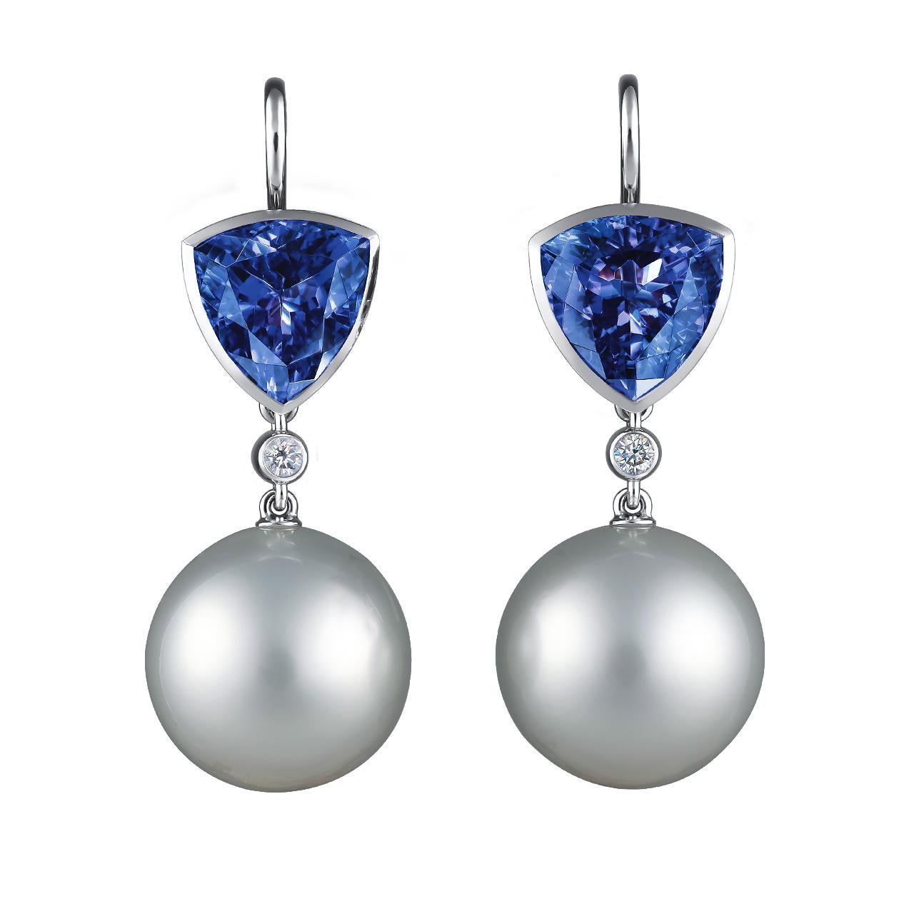 Round Cut 18 Karat Gold Earrings with 11.48 Carat Tanzanite and White South Sea Pearls For Sale