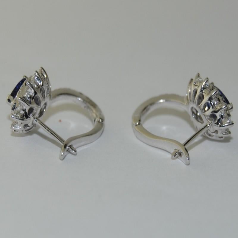 Contemporary 18 Karat White Gold Earrings with Blue Sapphire and Diamond For Sale