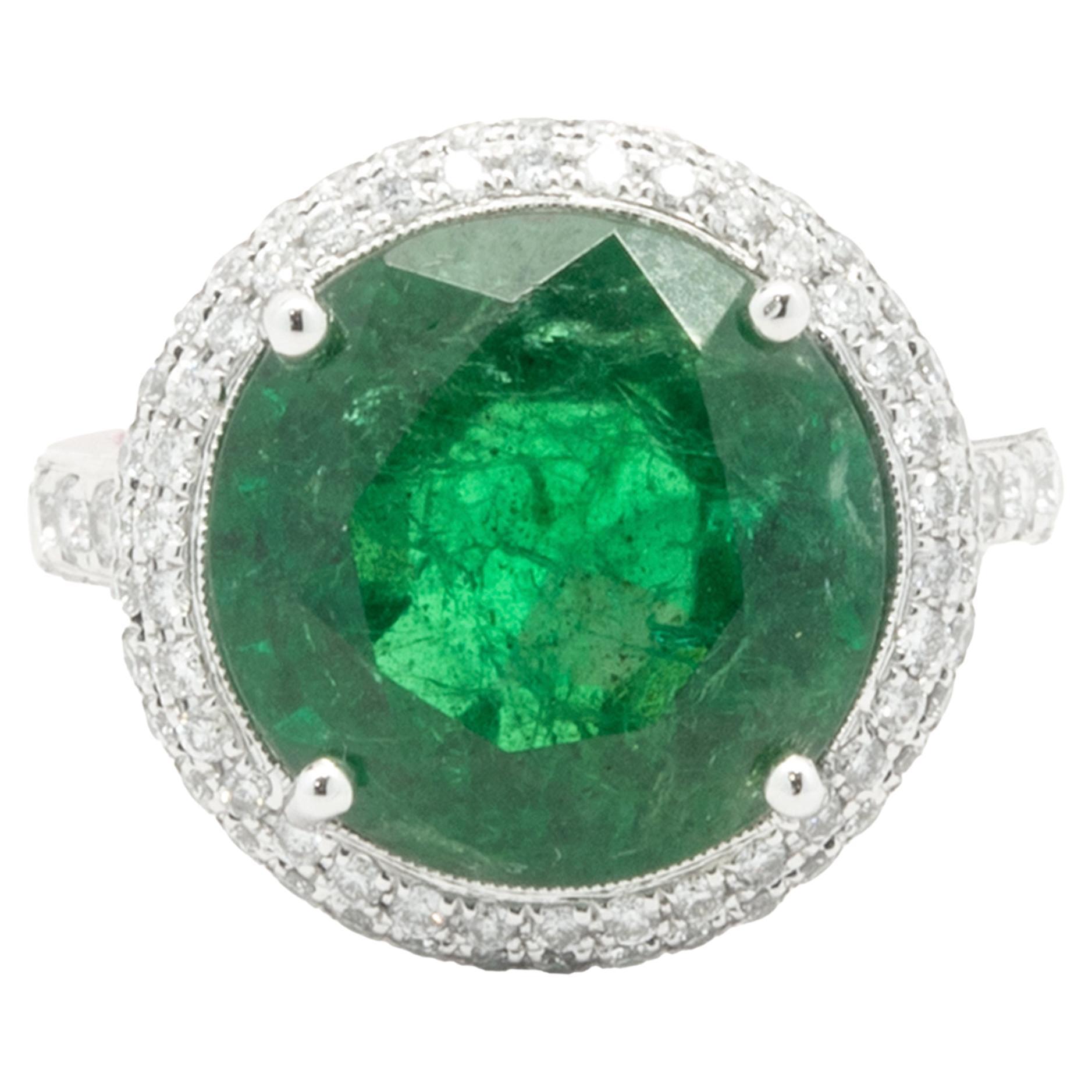 18 Karat White Gold Emerald and Diamond Cocktail Ring For Sale