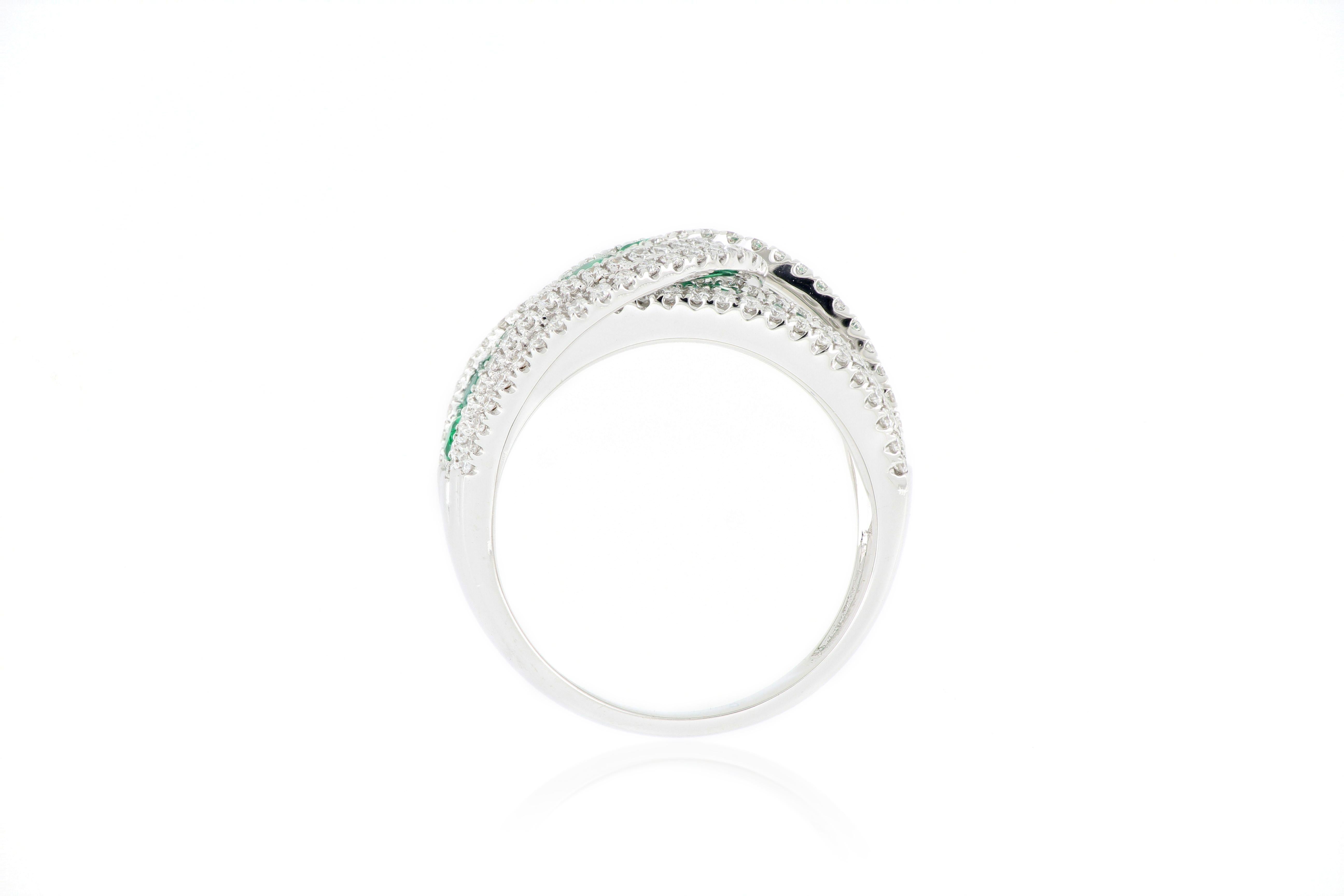 Women's 18 Karat White Gold Emerald and Diamond Ring For Sale