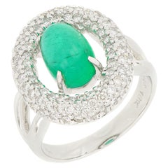 Bague en or blanc 18 carats avec émeraude et diamants