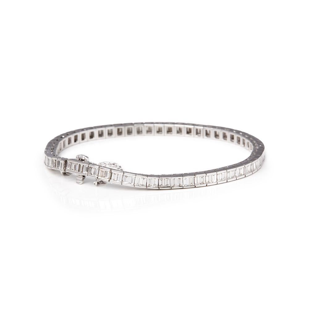 Xupes Code: COM1776
Description: 18k White Gold Emerald Cut Diamond Tennis Bracelet
Accompanied With: Xupes Presentation Box
Gender: Ladies
Bracelet Length: 18cm
Bracelet Width: 3mm
Clasp Type: Push Button
Condition: 9
Material: White Gold
Total