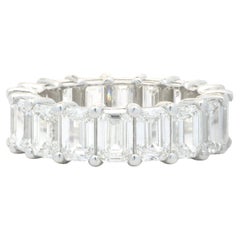 Bracelet d'éternité en or blanc 18 carats avec diamants taille émeraude