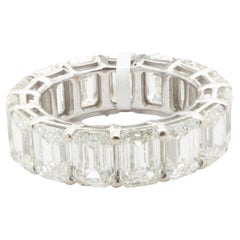 Bracelet d'éternité en or blanc 18 carats avec diamants taille émeraude