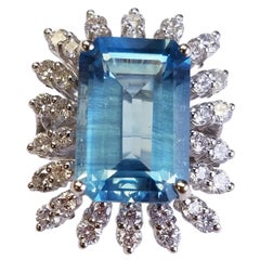 18 Karat White Gold Emerald Cut Natural Aquamarine and Diamond Ring