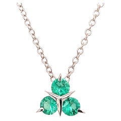18 Karat White Gold Emerald Garavelli Pendant with Chain