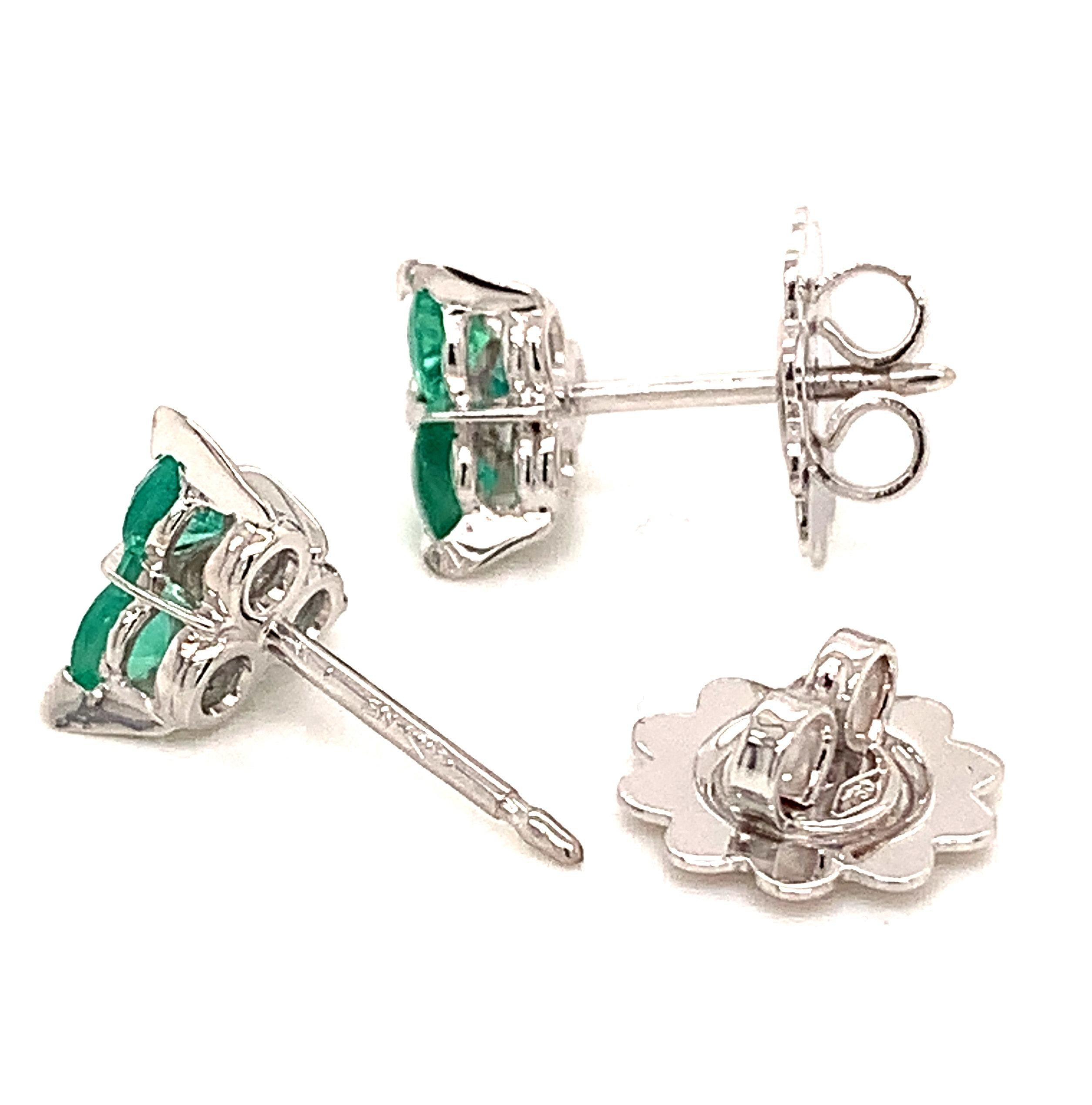 Contemporary 18 Karat White Gold Emerald Garavelli Stud Earrings For Sale