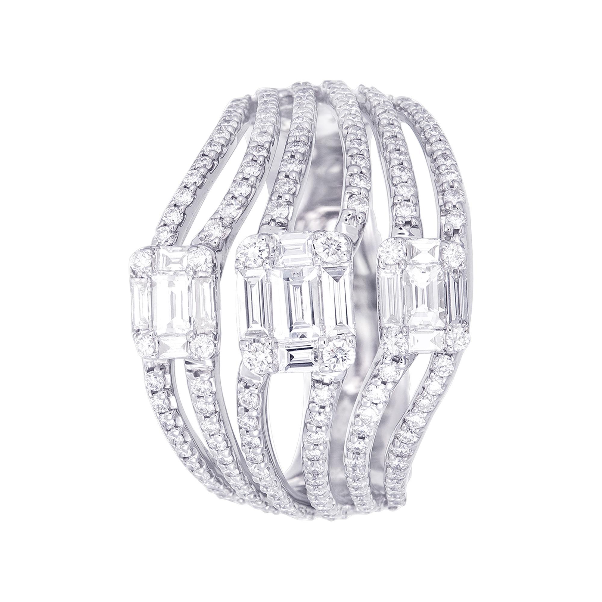 Romantic 18 Karat White Gold Emerald Illusion Diamond Cocktail Ring For Sale