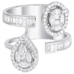 18 Karat White Gold Emerald-Oval Illusion Diamond Cocktail Ring
