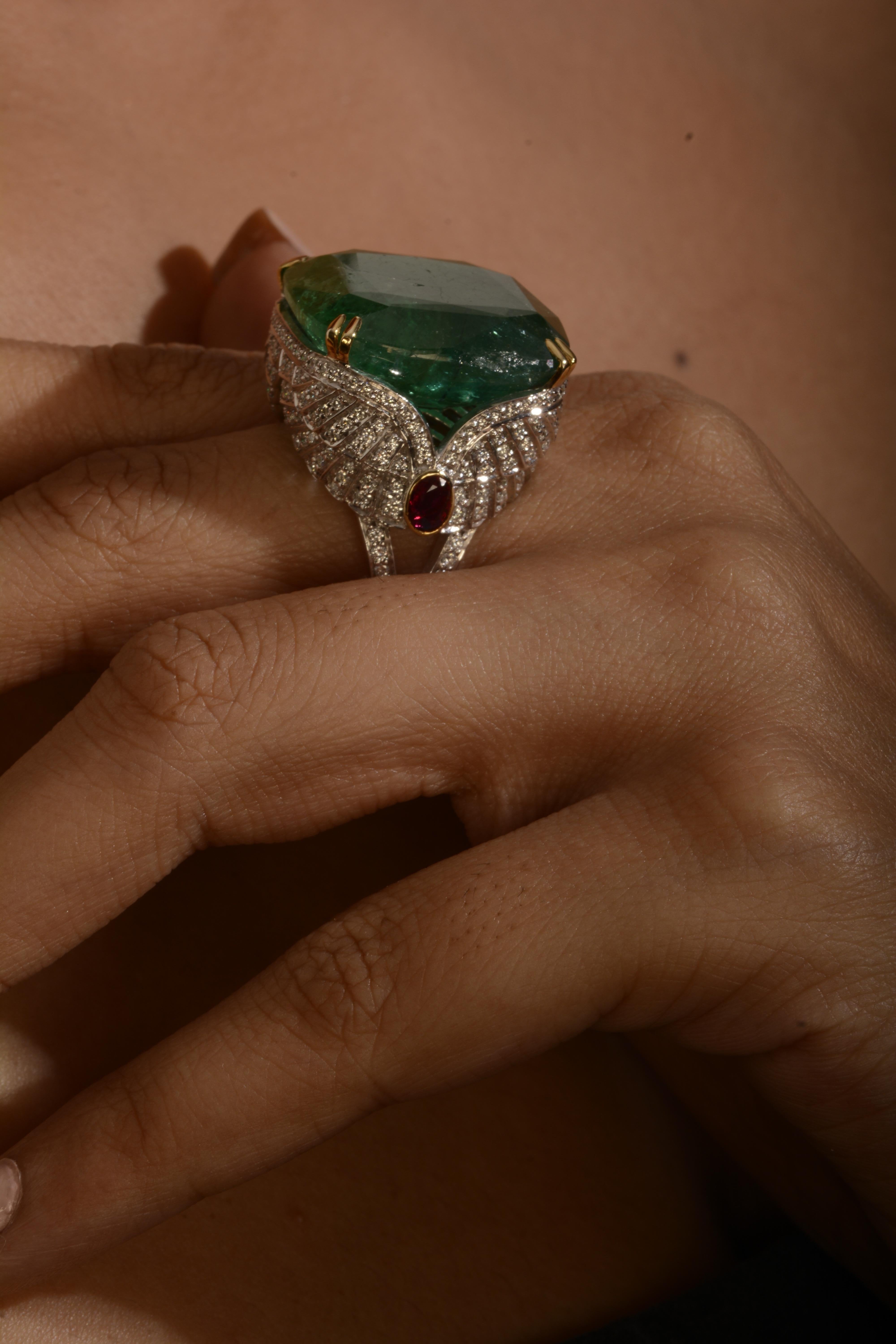 Contemporary 18 Karat White Gold Emerald Ruby and Diamond Cocktail Ring For Sale
