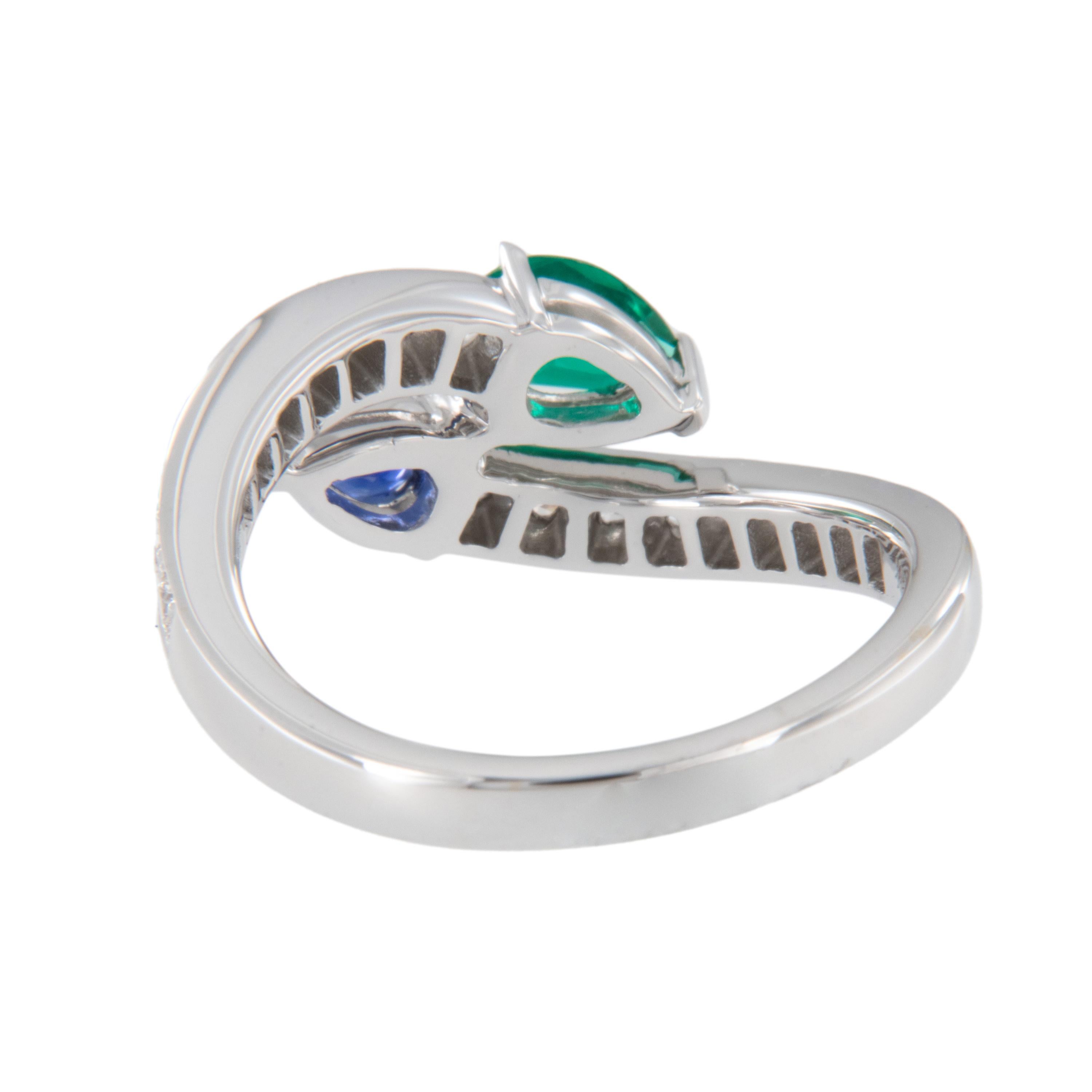 18 Karat White Gold Emerald Sapphire Diamond Bypass Fashion Ring In New Condition For Sale In Troy, MI