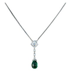 18 Karat White Gold Emeralds Diamonds Art Deco Style Earrings & Pendant Necklace