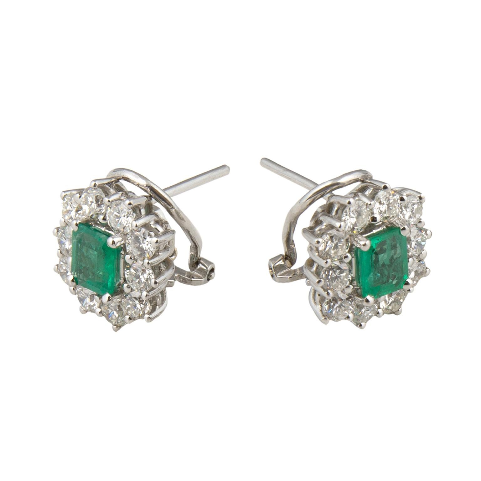 Women's or Men's 18 Karat White Gold Emeralds Diamonds Earrings For Sale