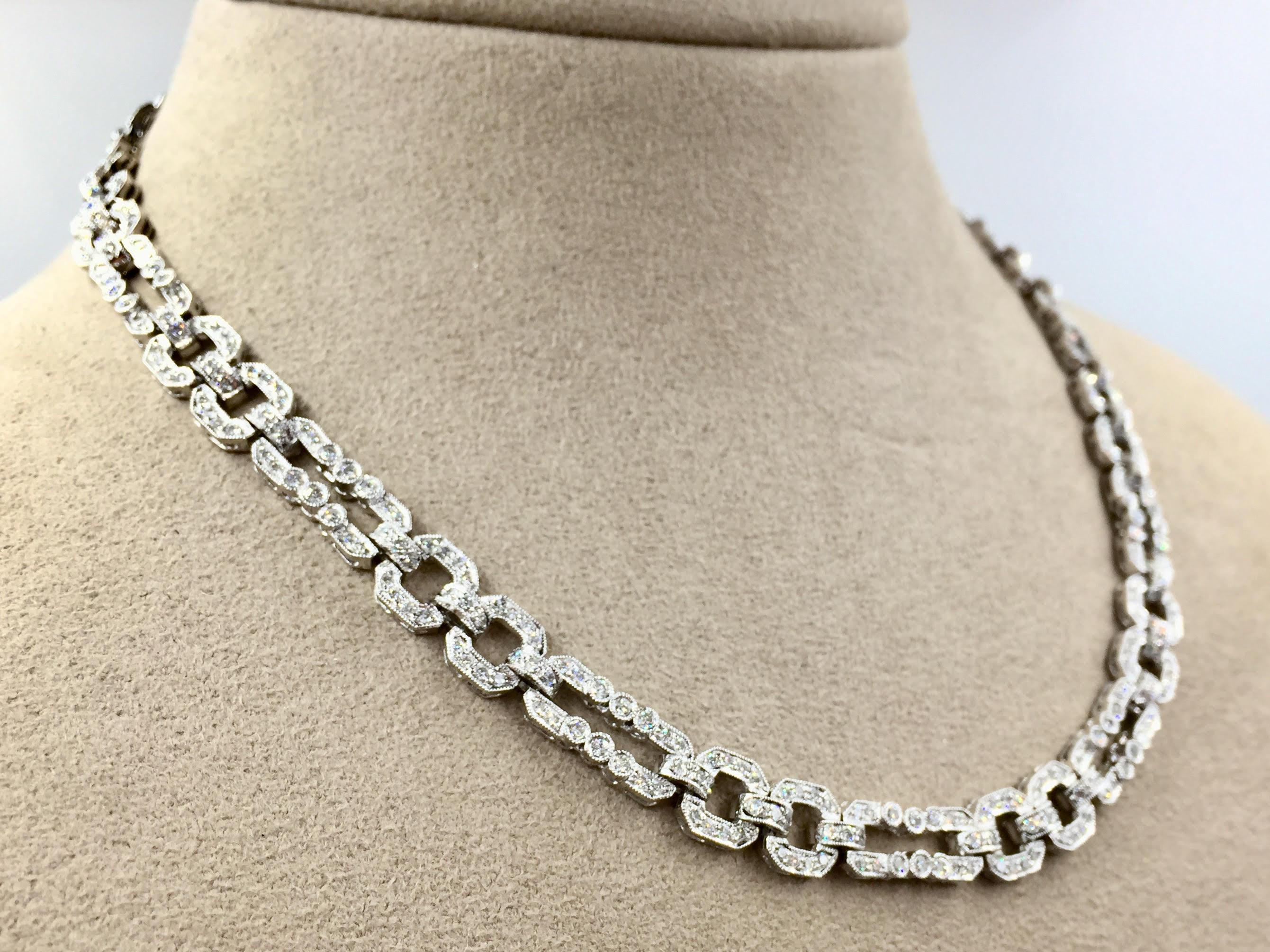 Retro 18 Karat White Gold Endless Diamond Link Necklace