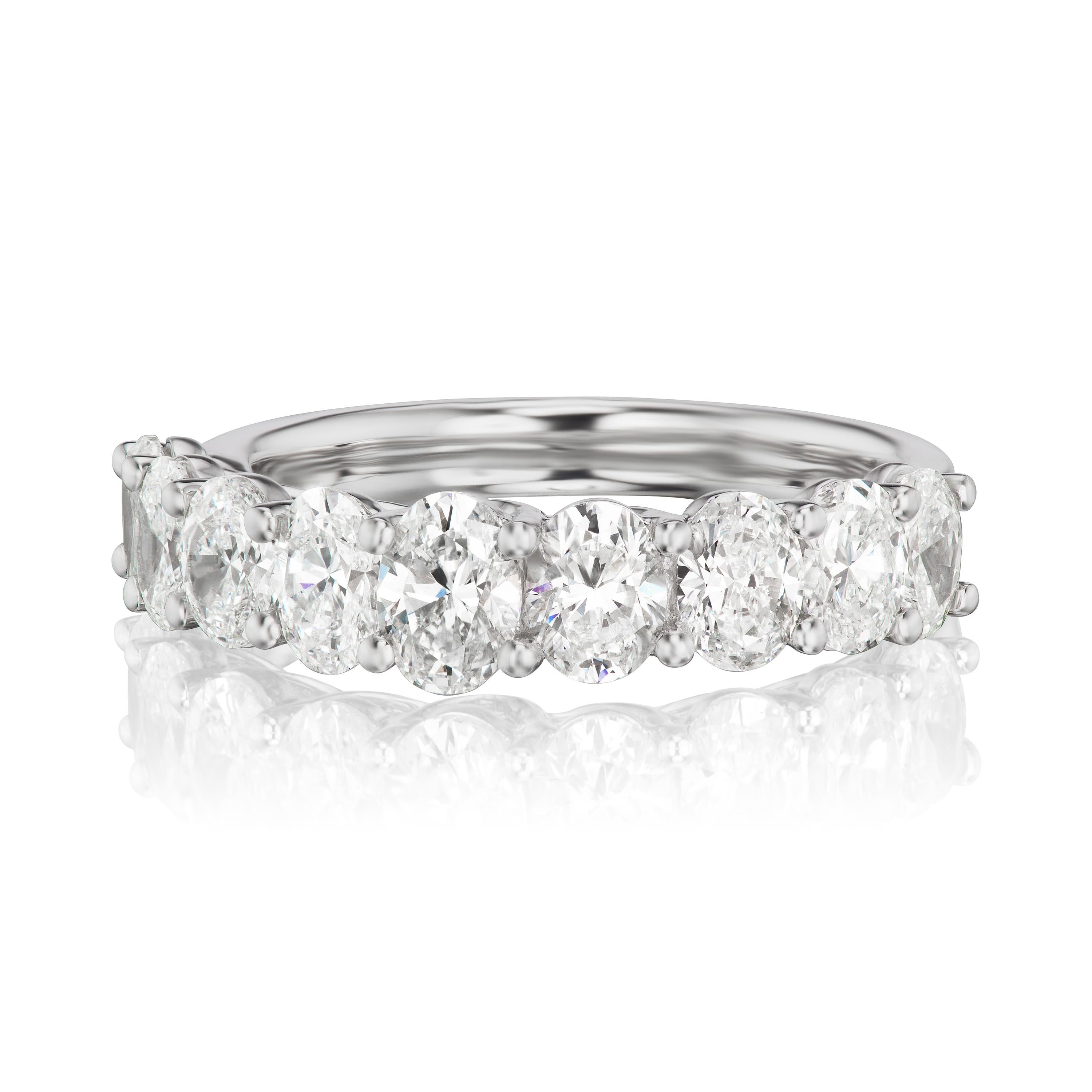This 18k white gold eternity diamond ring is studded with dazzling oval shaped full cut 0.83 Cts diamonds. The stock size of the ring is US 7. The total weight of the ring is 5.69 gms. The ring can be resized with a delivery time of 3 weeks
JEWELRY