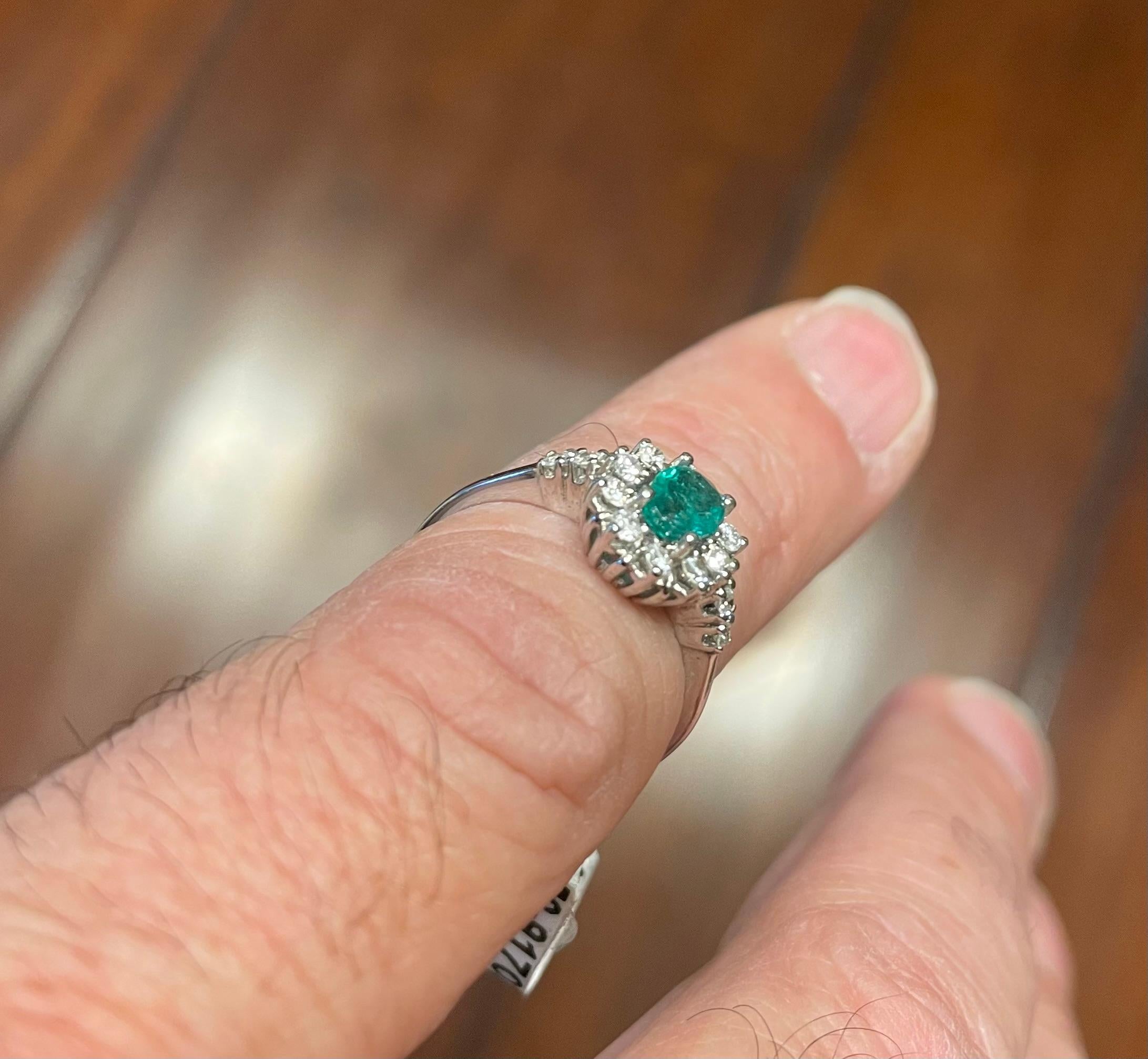 18 Karat White Gold Fashion Wempe Emerald and Diamond Ring For Sale 4
