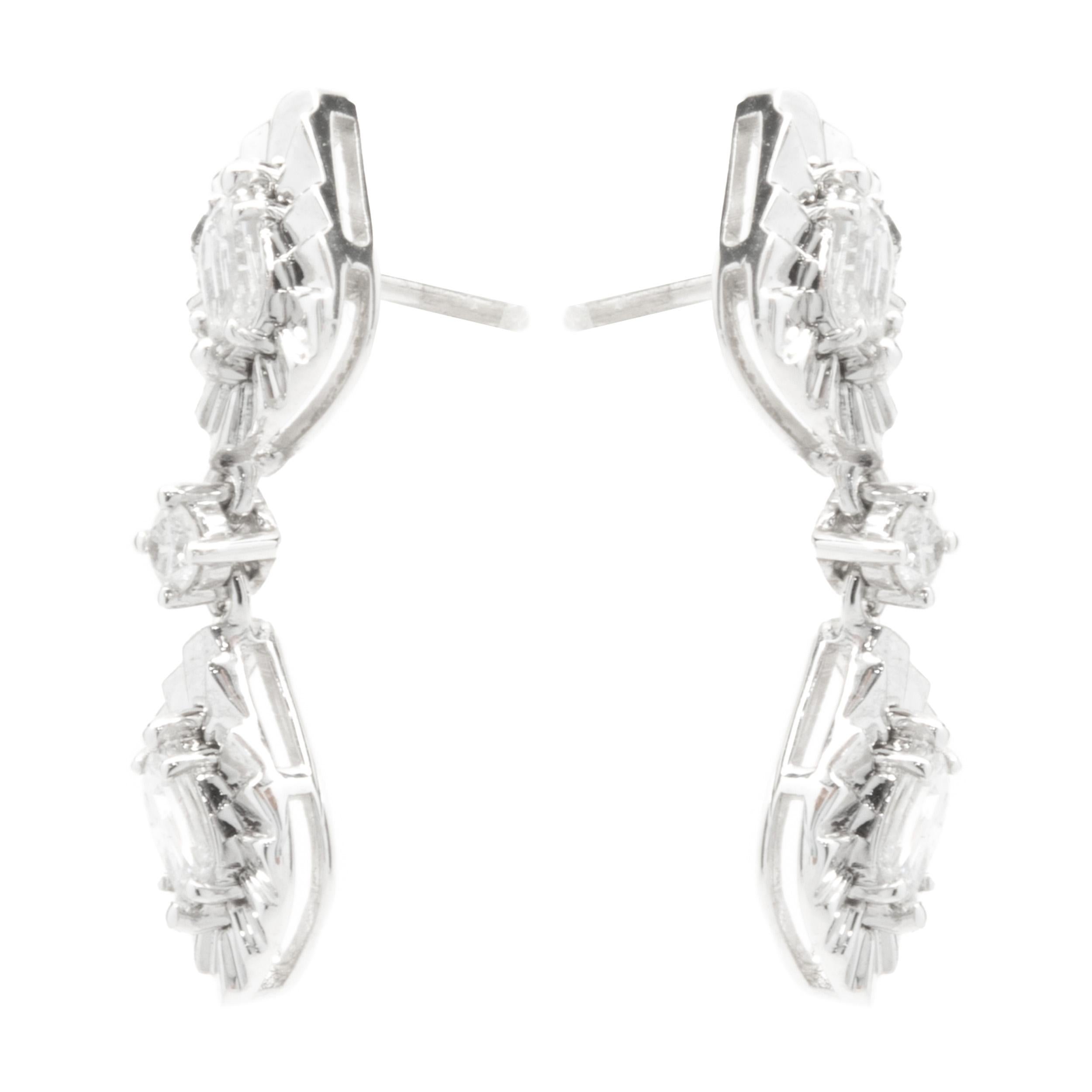 Round Cut 18 Karat White Gold Flame Cut Diamond Drop Earrings For Sale
