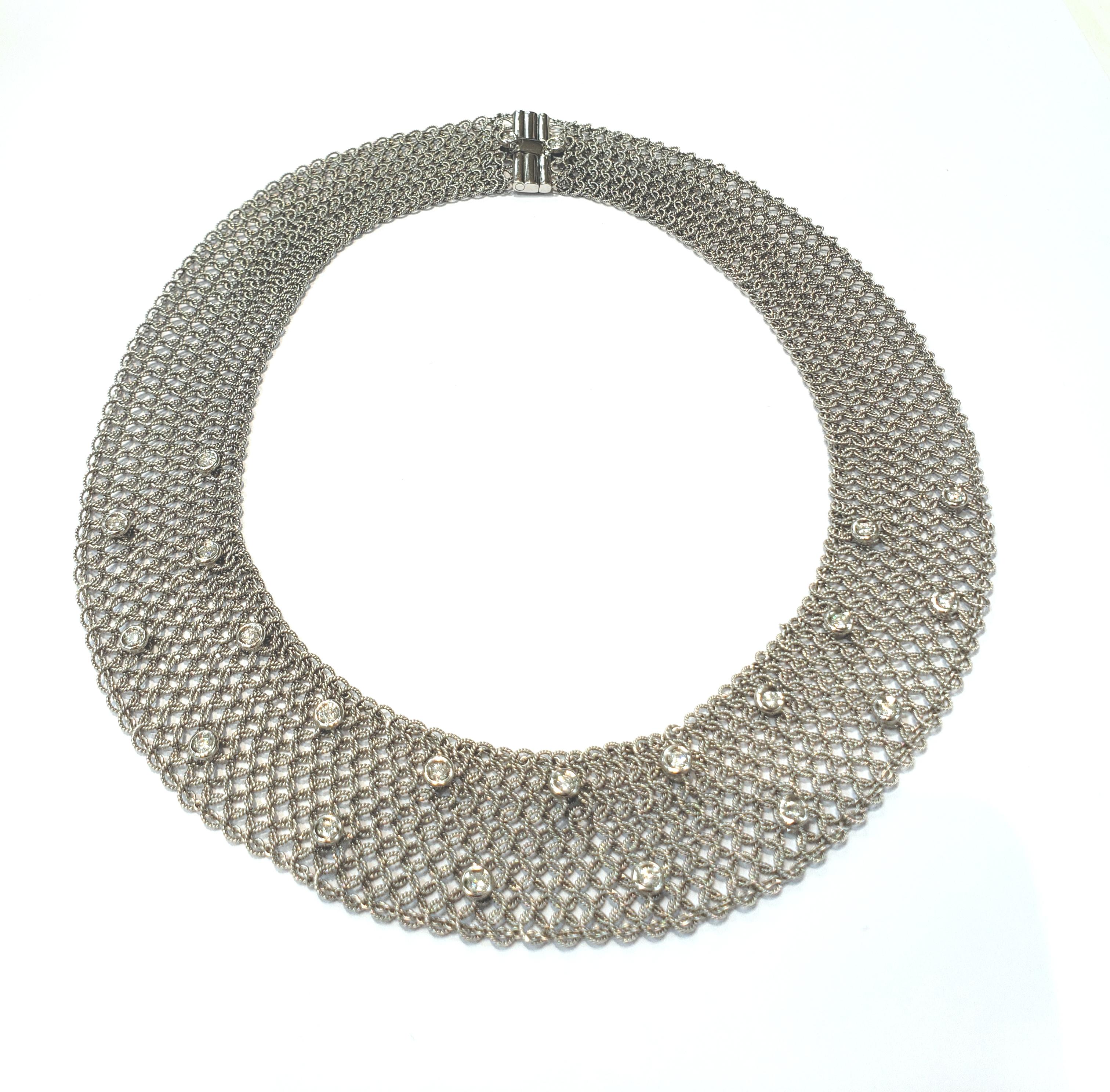 18 Karat White Gold Flexible Textured Choker Necklace with Bezel Set Diamonds For Sale 2