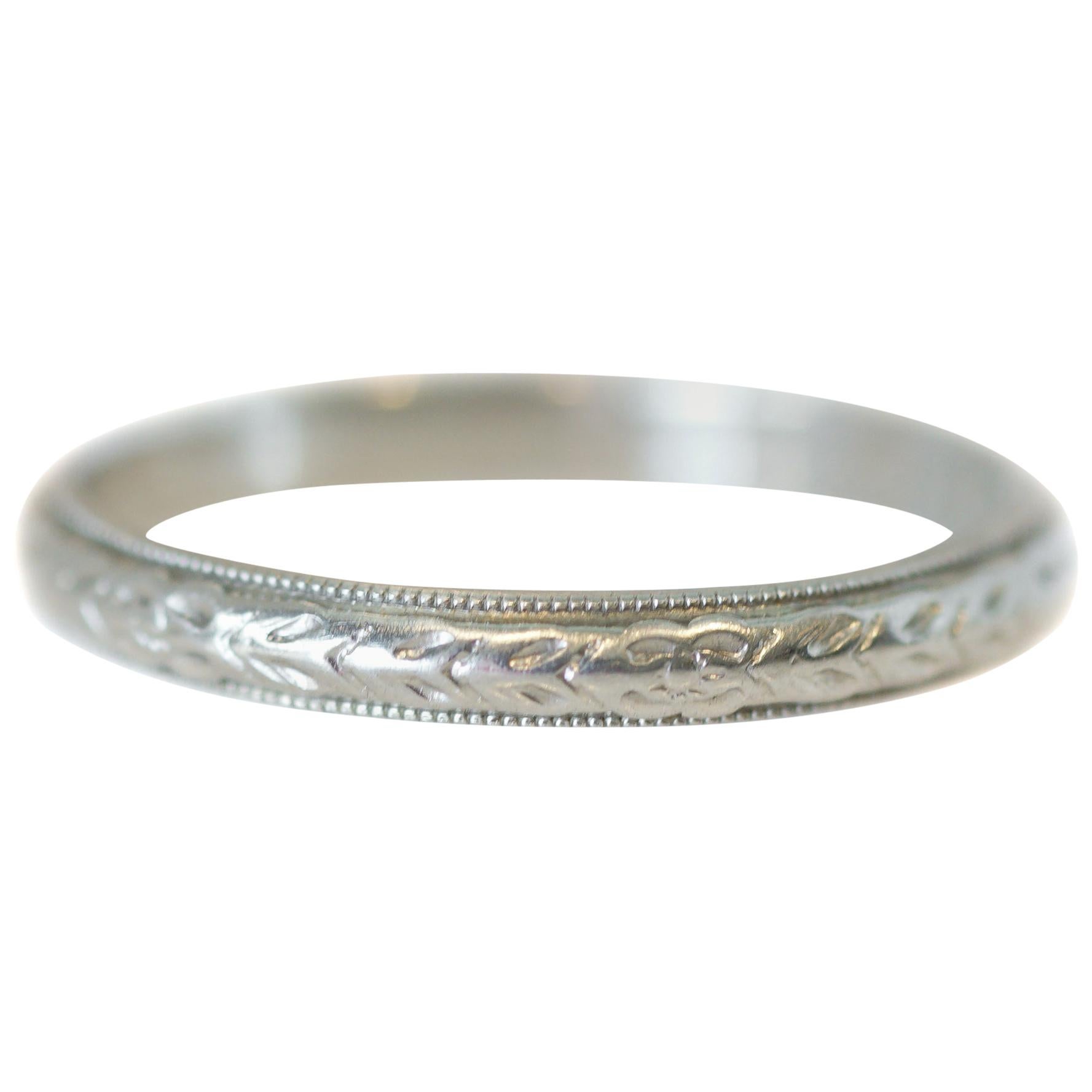 18 Karat White Gold Floral Etched Milgrain Wedding Band, circa 1930s