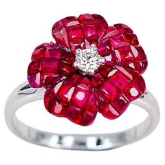 18 Karat White Gold Flower Invisible Ruby Ring