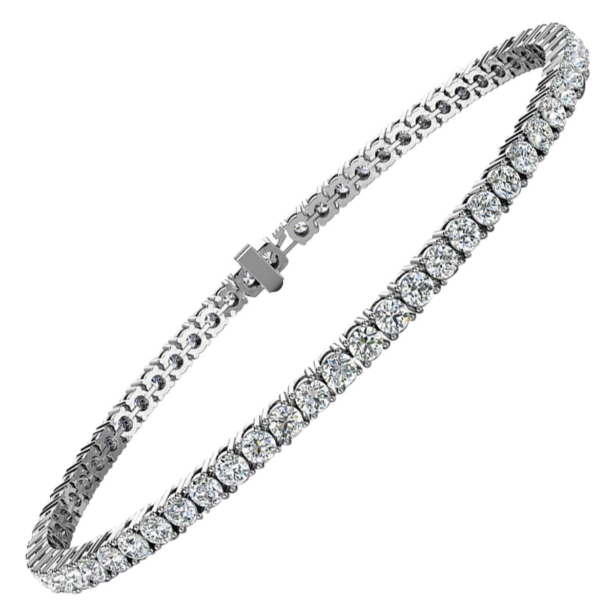 18 Karat White Gold Four Prongs Diamond Tennis Bracelet '4 Carat' For Sale