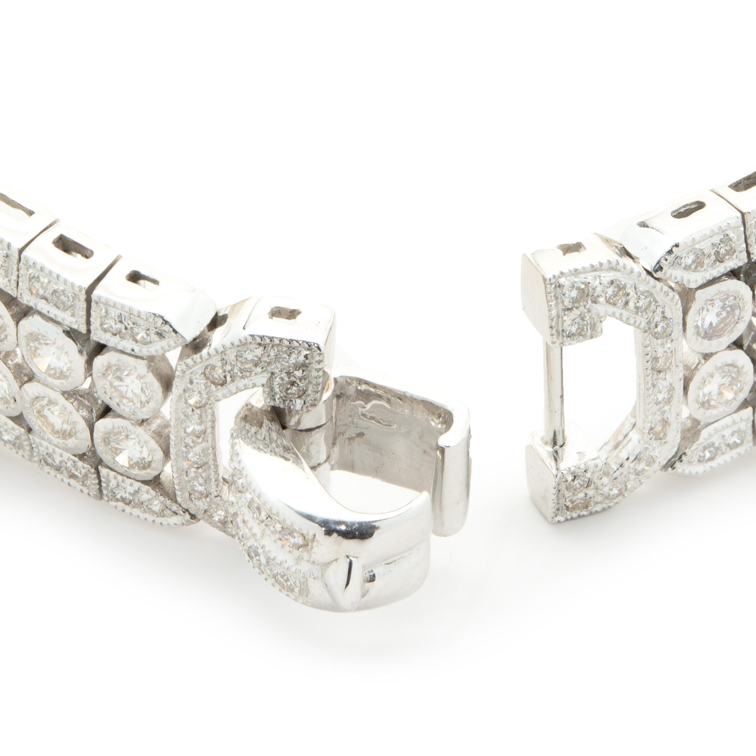 18 Karat White Gold Four Row Akoya Pearl and Diamond Bracelet In Excellent Condition For Sale In Scottsdale, AZ