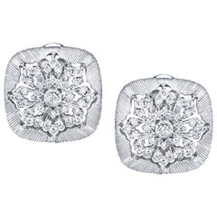 Orecchini a clip in oro bianco e diamanti fatti a mano di design fiorentino