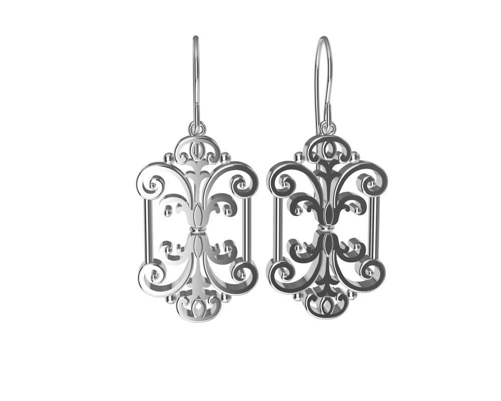18 Karat White Gold French Gate Dangle Earrings In New Condition For Sale In New York, NY