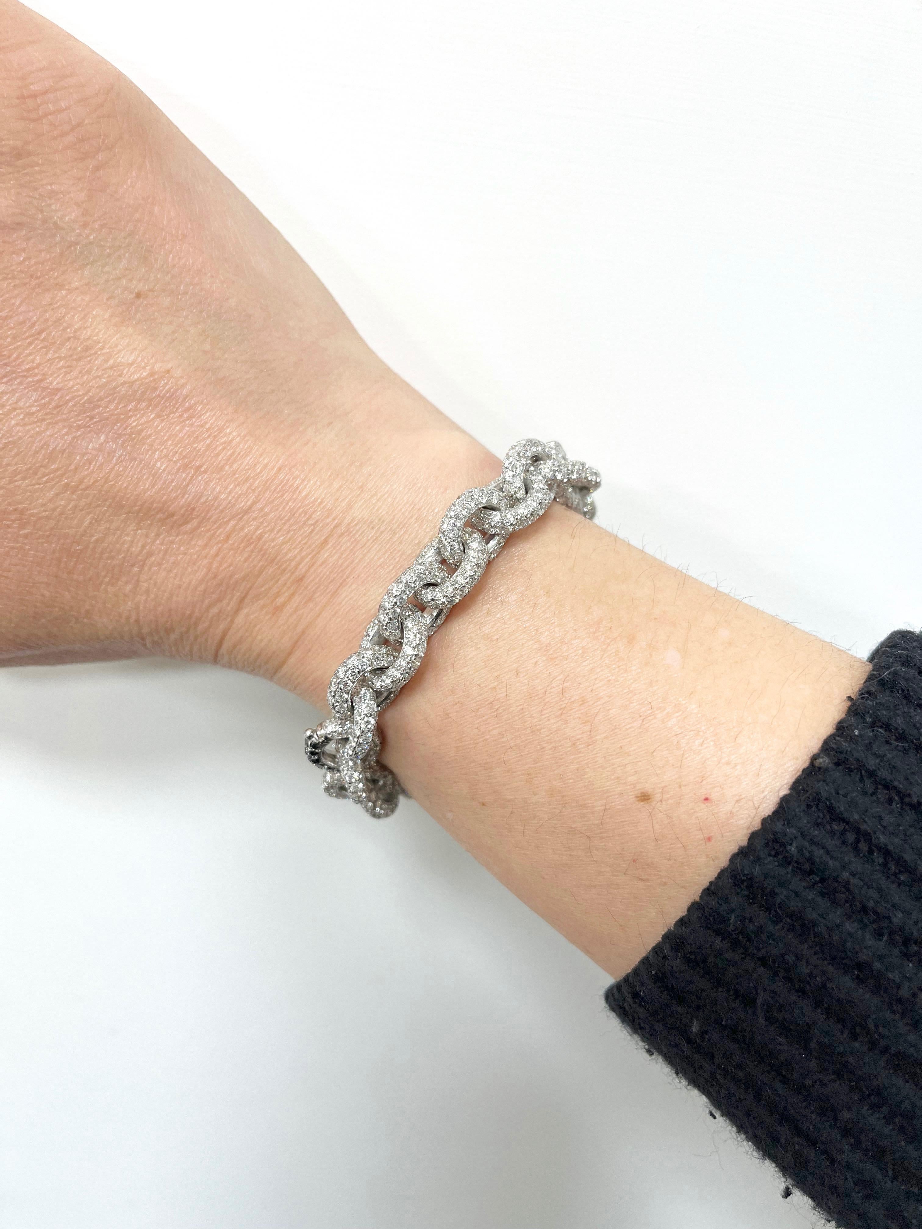 Bracelet à chaîne en or blanc 18 carats avec pavé de diamants en vente 2