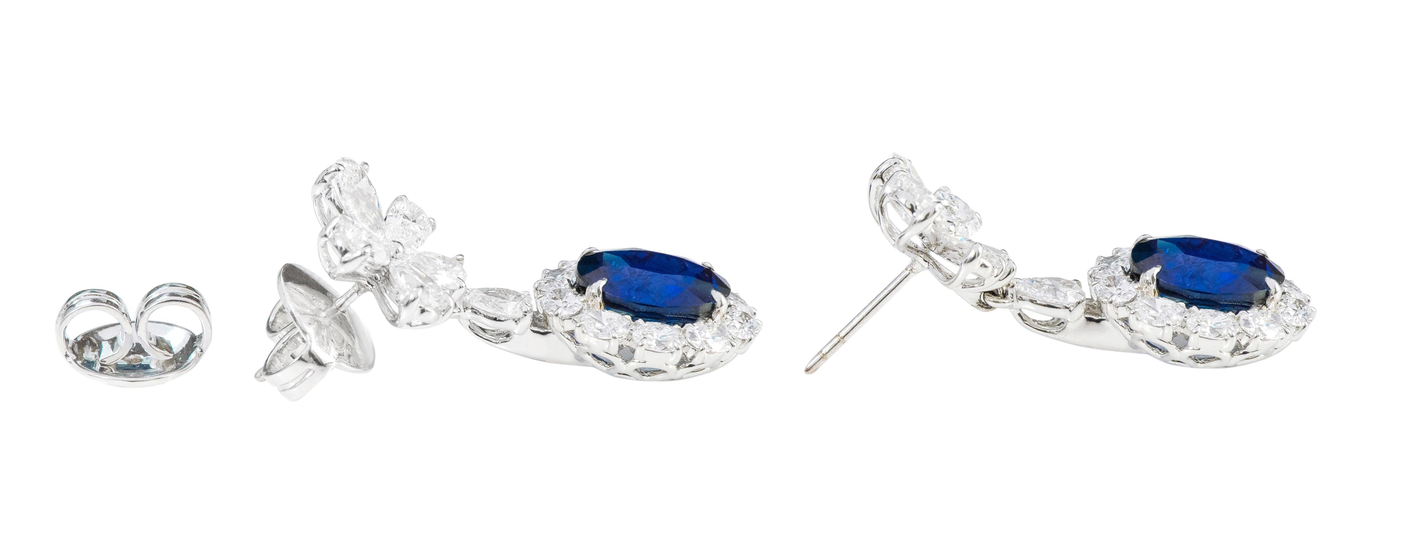 18 Karat White Gold GIA Certified 14.37 Carats Sapphire and Diamond Drop Earring For Sale 3