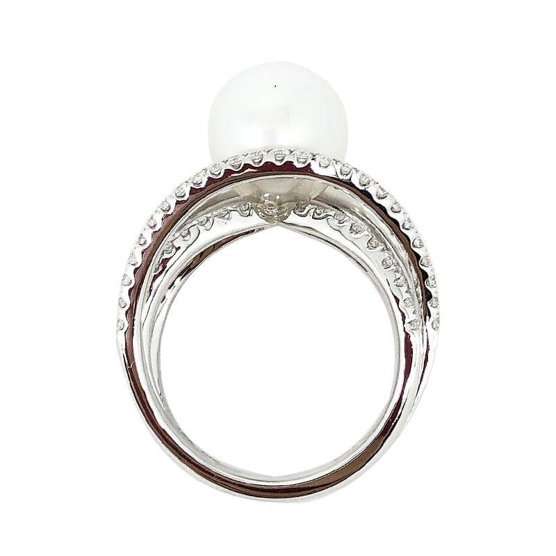 Round Cut 18 Karat White Gold Gilin White Southsea Pearl Diamond Ring For Sale