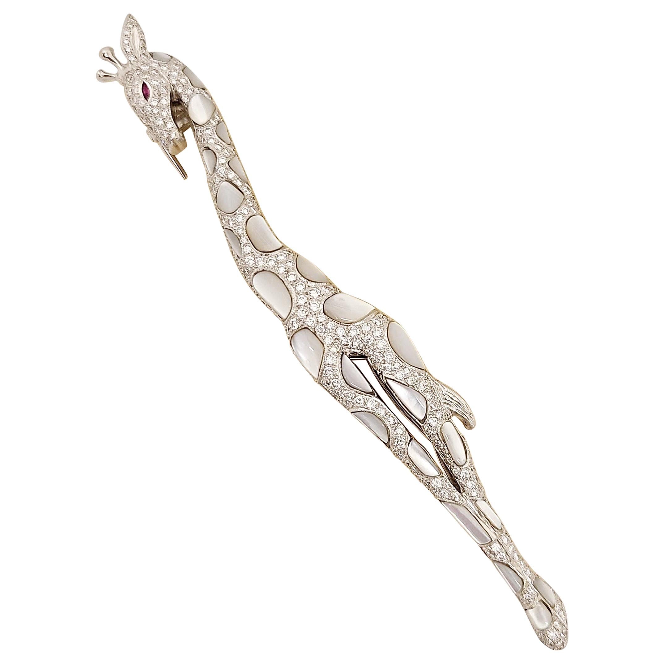 18 Karat White Gold Giraffe Brooch with Diamonds and Mother of Pearl For Sale