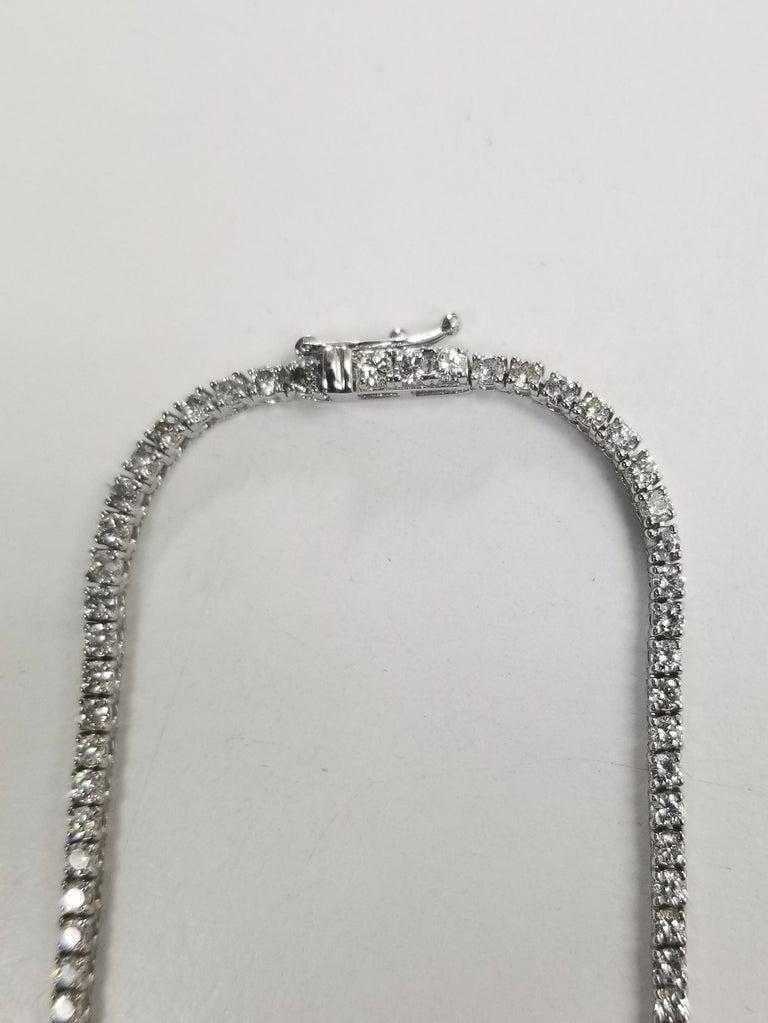 18 Karat White Gold Graduated 4 Prong Diamond Necklace 14.48 Carat In New Condition In Los Angeles, CA